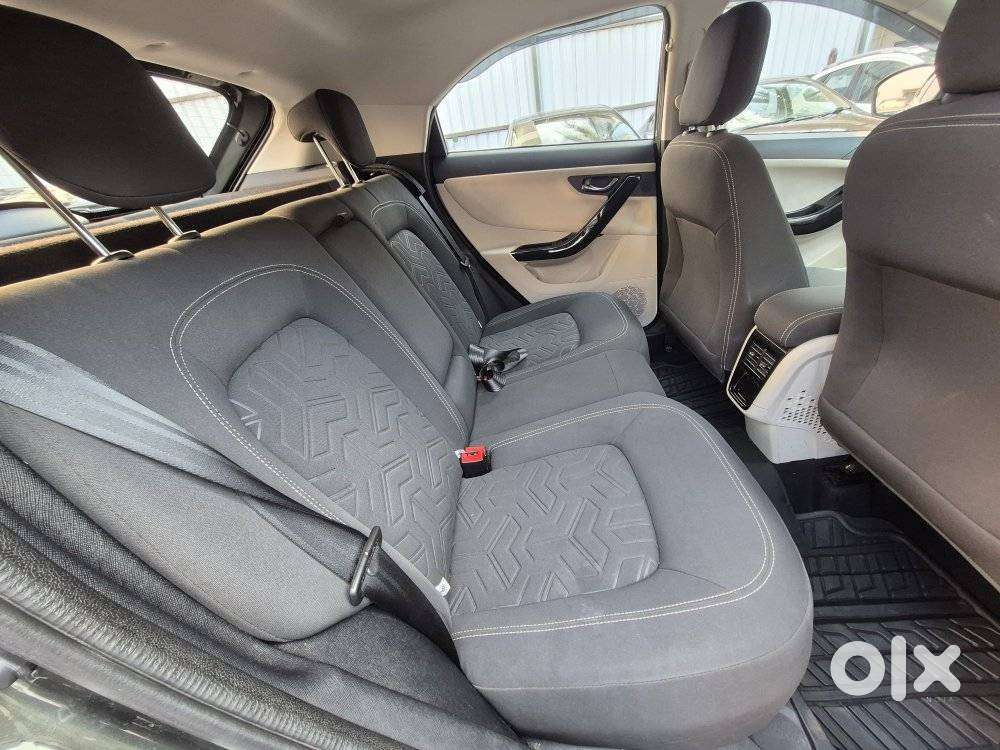 Tata Nexon 1.2 Revotron Xza Plus, 2020, Petrol