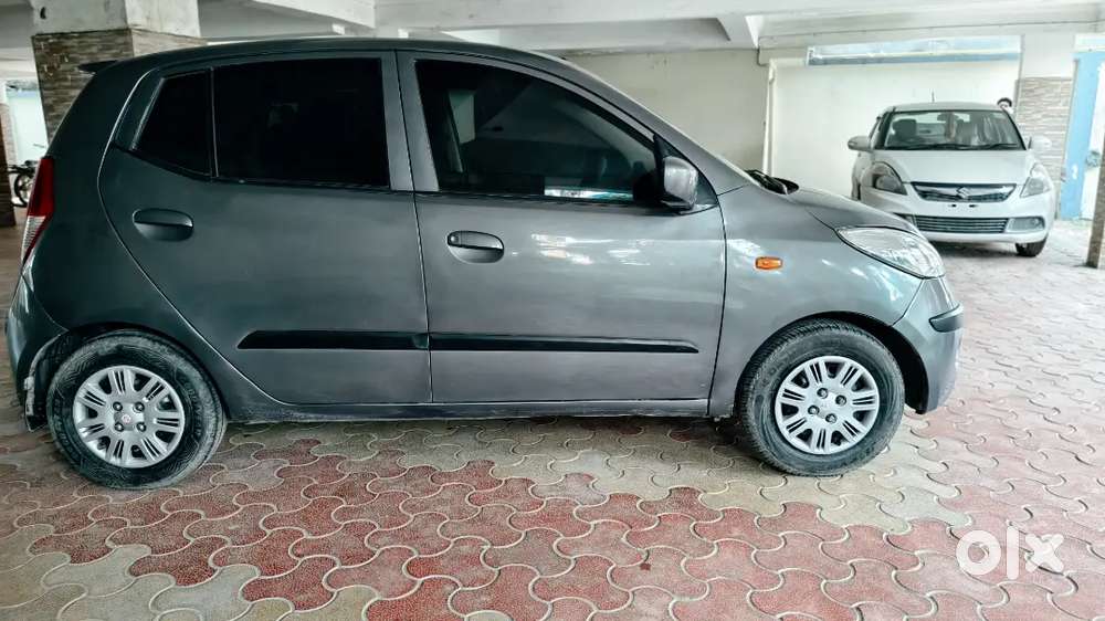 Hyundai I10 Sportz 2010 Petrol Manual 2032 Paper Ok