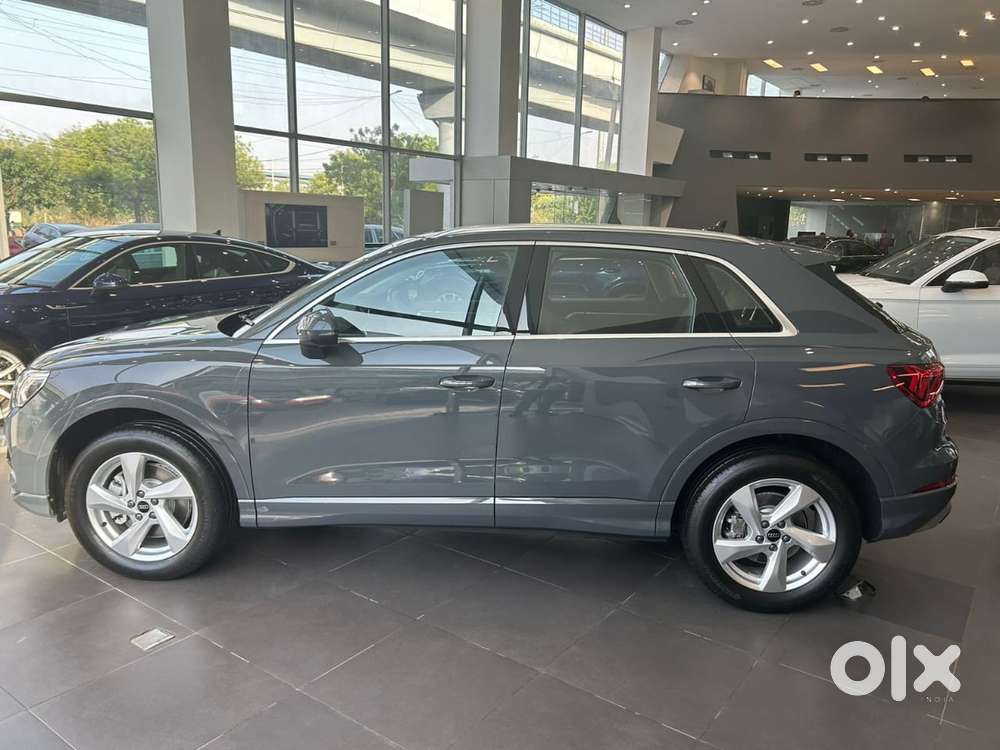 Audi Q3 40 Tfsi Technology, 2025, Petrol