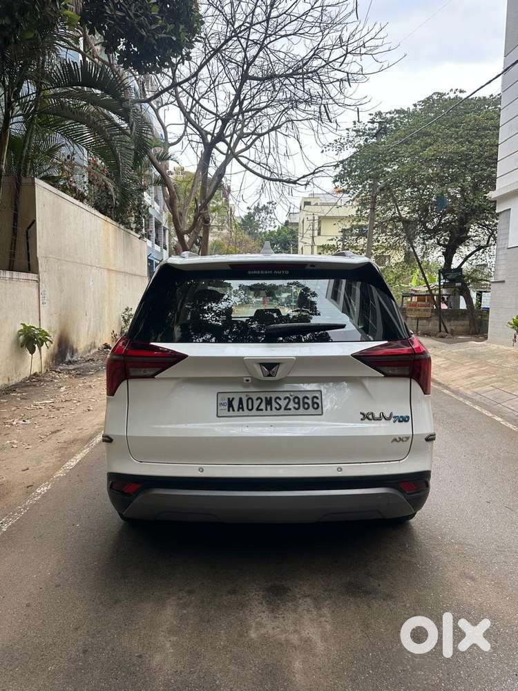 Mahindra Xuv700 2.0 Ax 7 Petrol Mt Str, 2022, Petrol