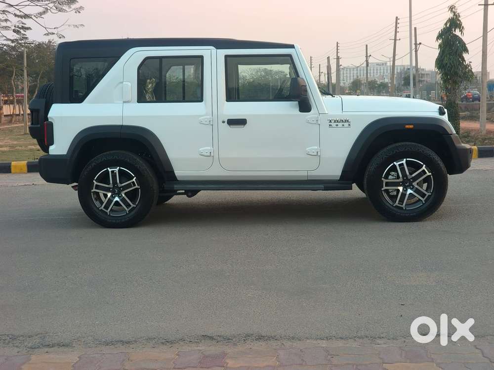 Mahindra Thar Roxx Mx5 Diesel Mt 2wd, 2026, Diesel