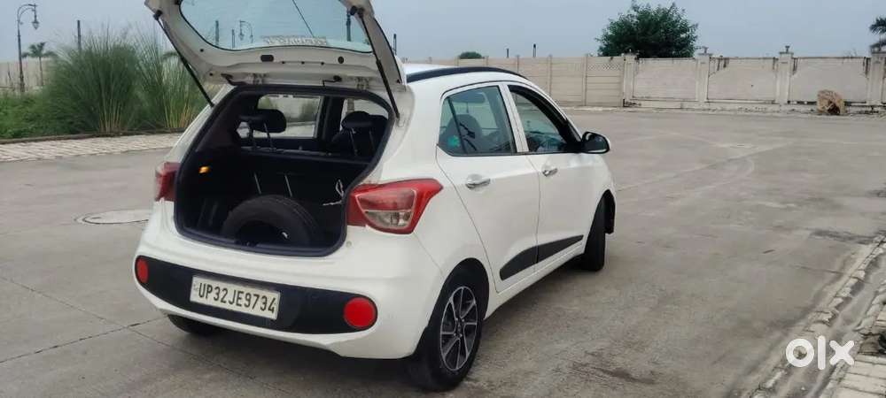 Hyundai Grand I10 2017 Modal Cng On Paper