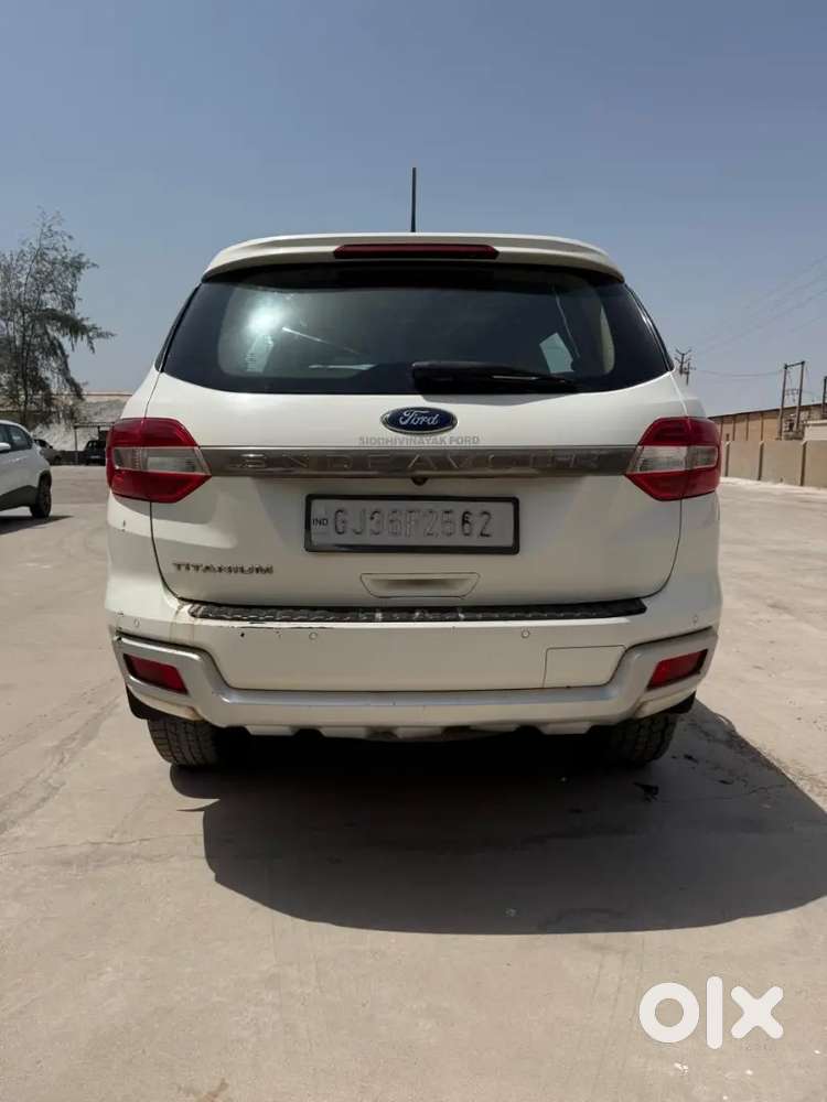 Ford Endeavour Titanium 2017