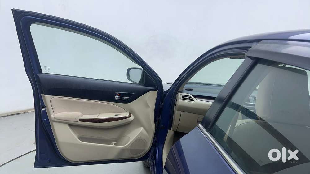 Maruti Suzuki Dzire 1.2 Zxi Amt, 2018, Petrol