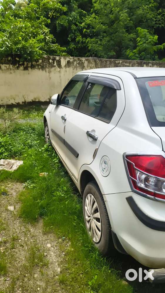 Maruti Suzuki Swift Dzire 2016 Petrol Well Maintained