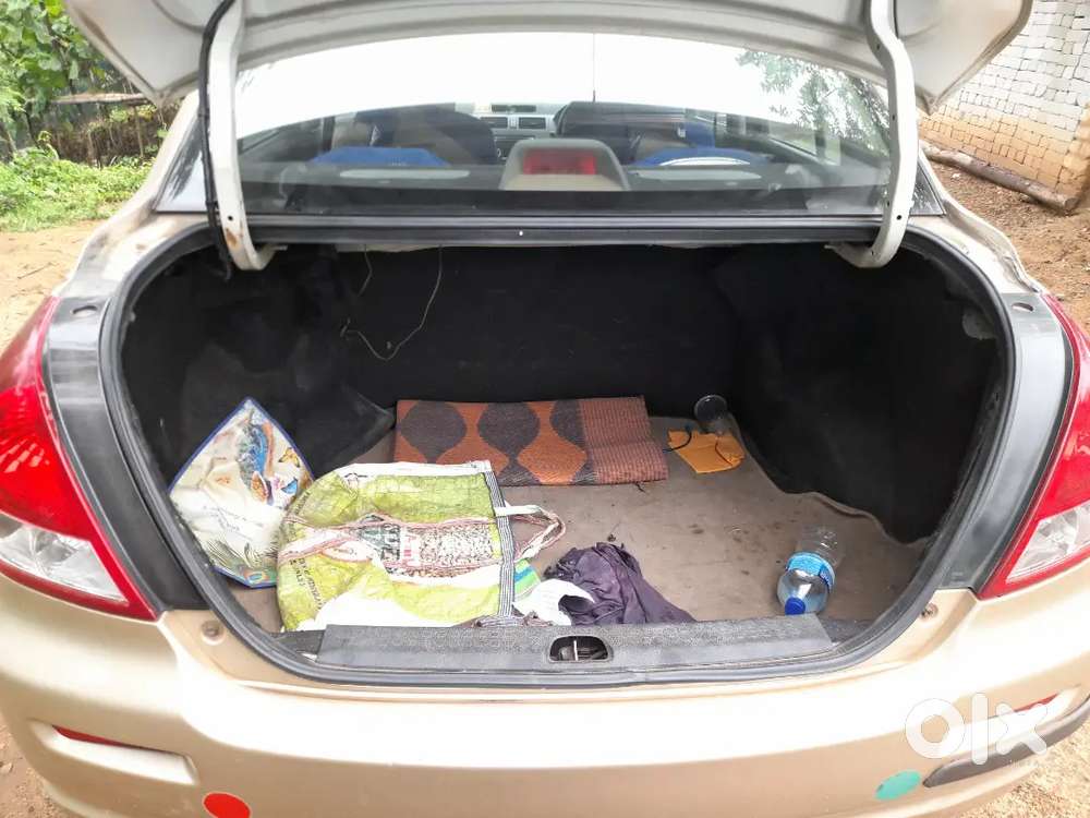 Maruti Suzuki Dzire 2011 Lxi