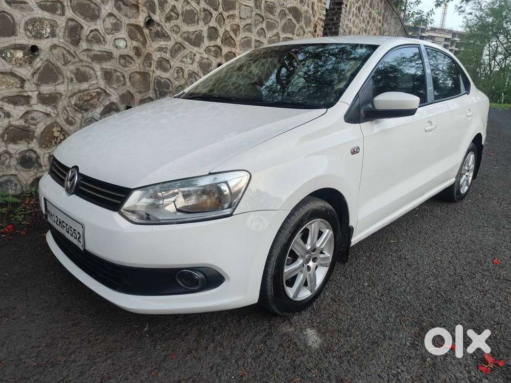 Volkswagen Vento 2010-2013 Petrol Highline, 2011, Petrol
