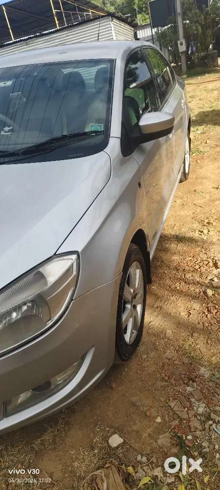 Skoda Rapid Elegance 2012 Diesel Manual