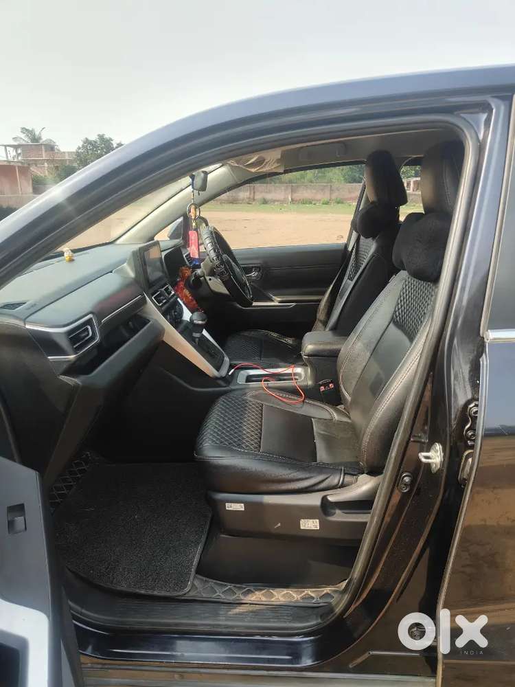 Toyota Innova Hycross 2024 Variant
