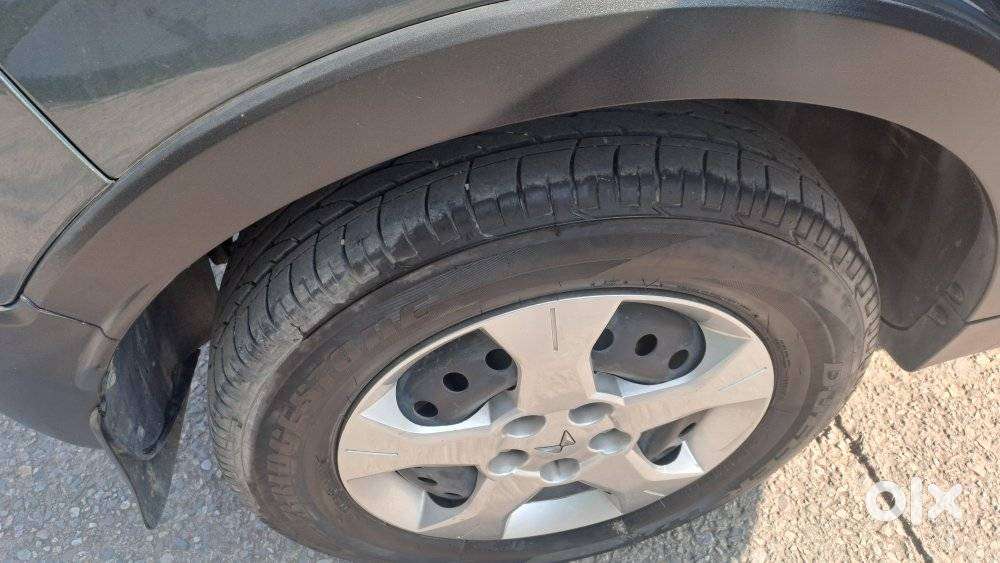 Mahindra Xuv300 W6, 2023, Petrol