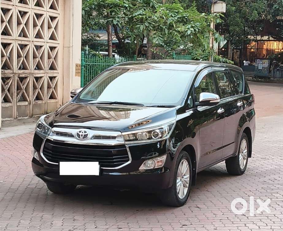 Toyota Innova Crysta 2.8z Automatic, 2016, Diesel