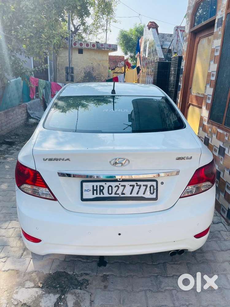 Hyundai Fluidic Verna 2012 Diesel 100000 Km Driven