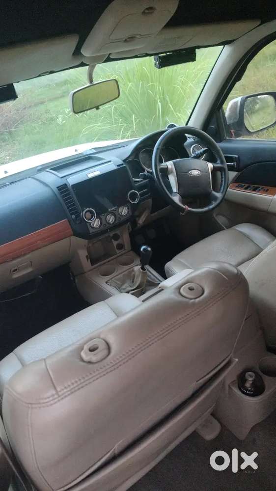 Ford Endeavour 2011 Diesel