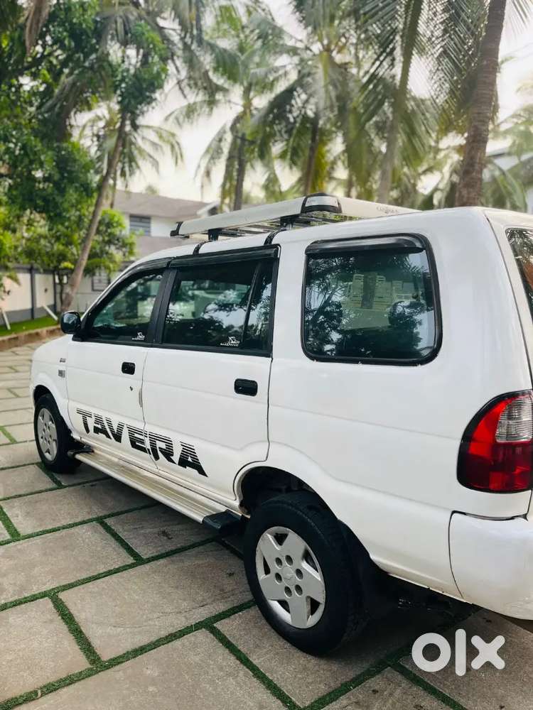 Chevrolet Tavera 2010