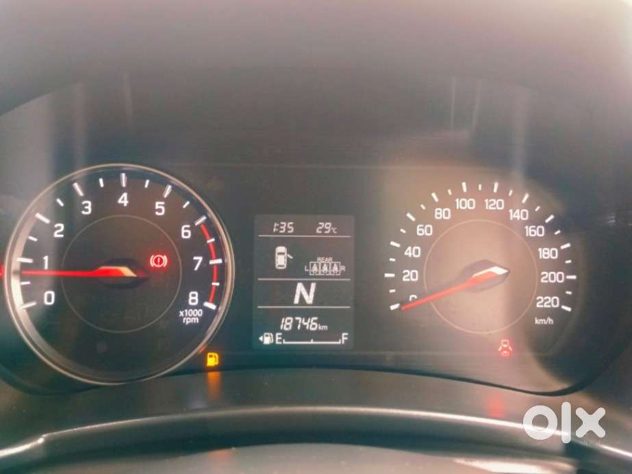 Maruti Suzuki Swift 1.2 Vxi (o), 2024, Petrol