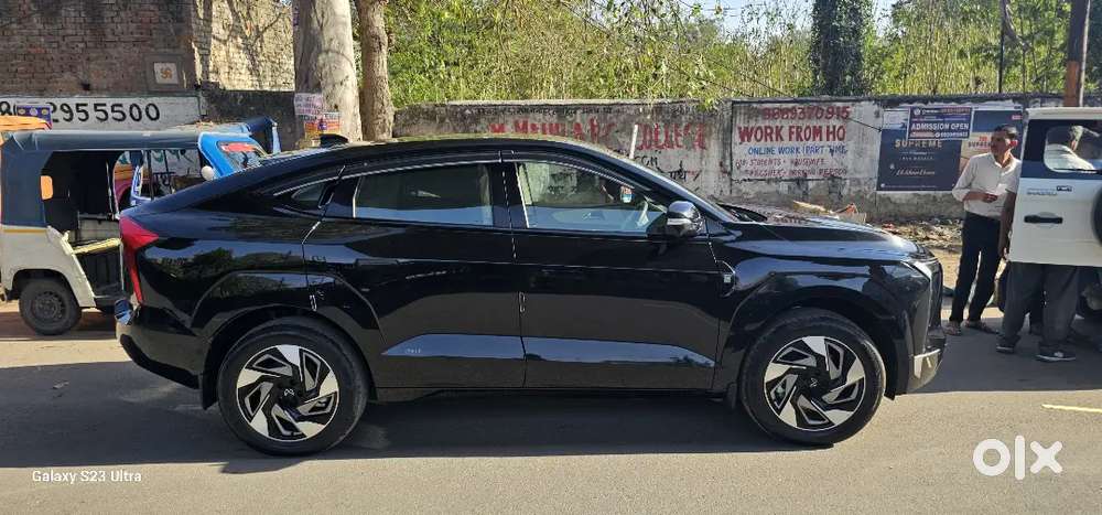 Mahindra Xev 9e Top Model November 2025 Electric 4000 Km Driven