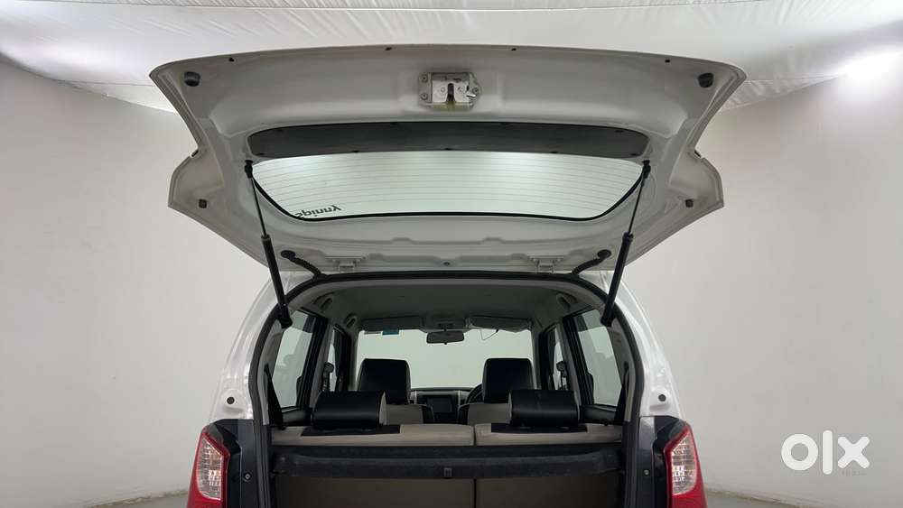 Maruti Suzuki Wagon R 1.0 Vxi Amt, 2016, Petrol