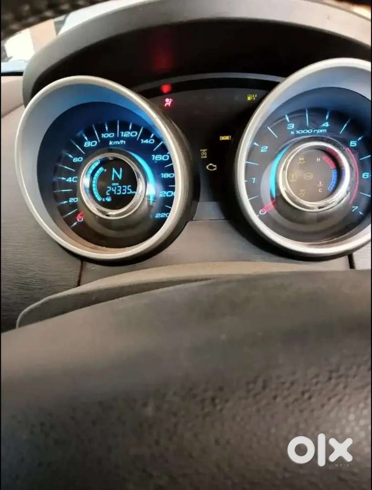 Mahindra Xuv 500 W10 Model/ 24000 Km Driven