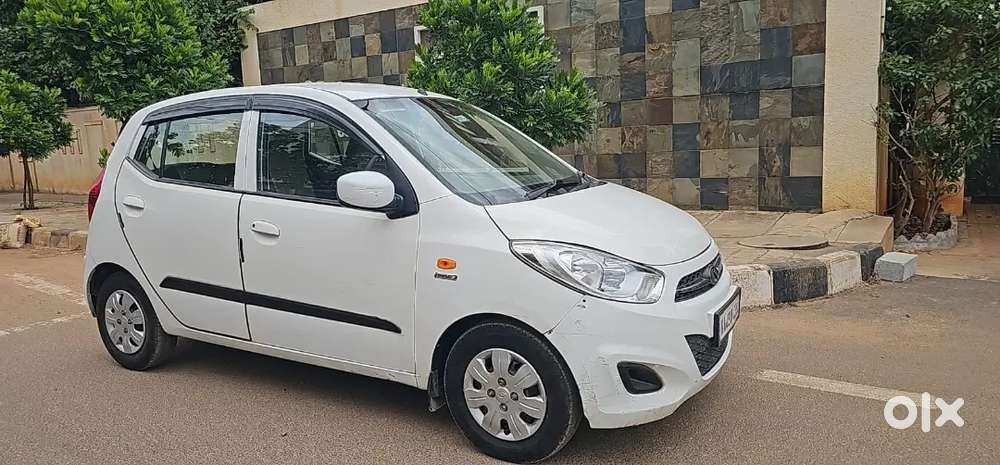 Hyundai I10 Sportz 2015