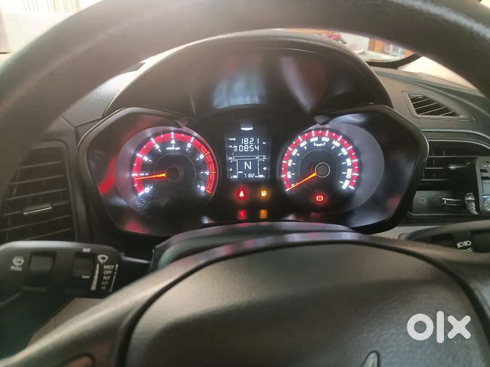 Mahindra Xuv300 2024 Less Running In Excellent Condition