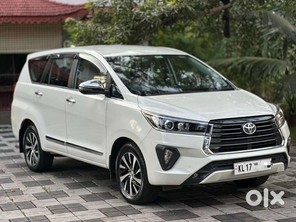 Toyota Innova Crysta 2.4 Z 7 Str, 2022, Diesel