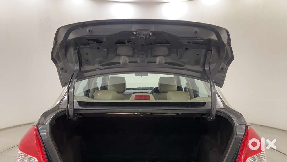 Maruti Suzuki Swift Dzire 1.3 Vxi, 2015, Petrol