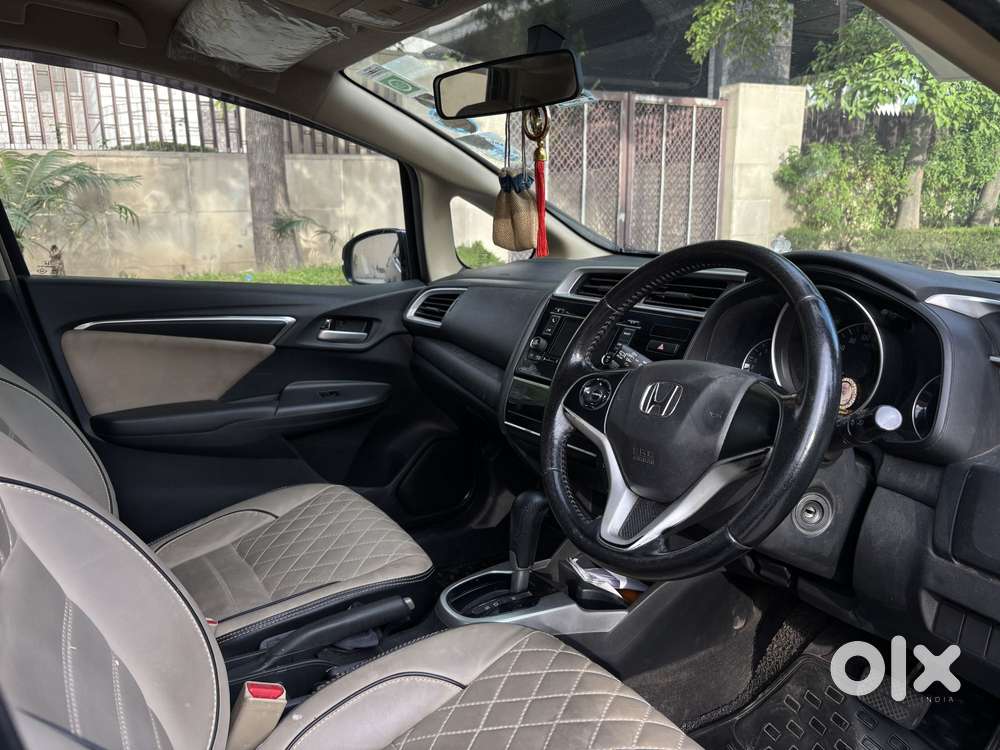 Honda Jazz V Cvt, 2017, Petrol