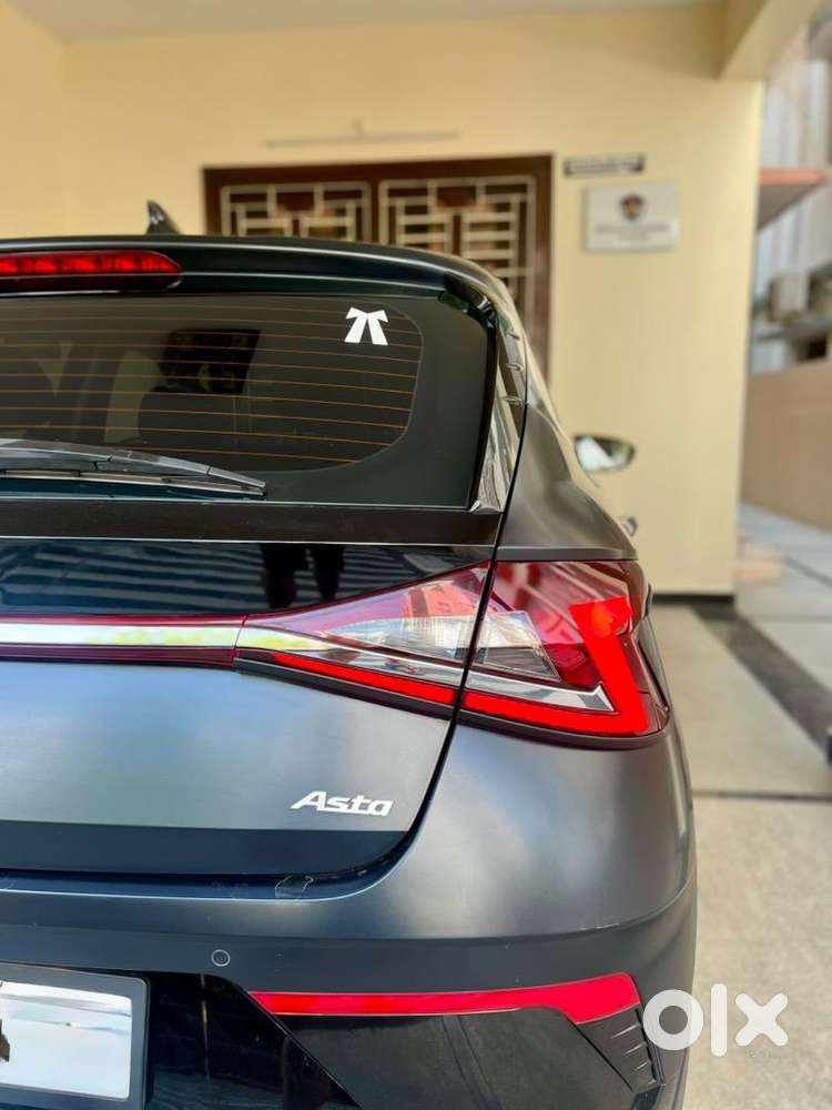 Hyundai I20 Asta 1.2 Ivt Automatic — Starry Night