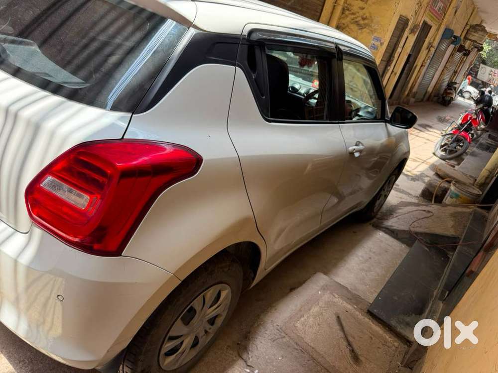 Maruti Suzuki Swift 2022 Petrol 24630 Km Driven