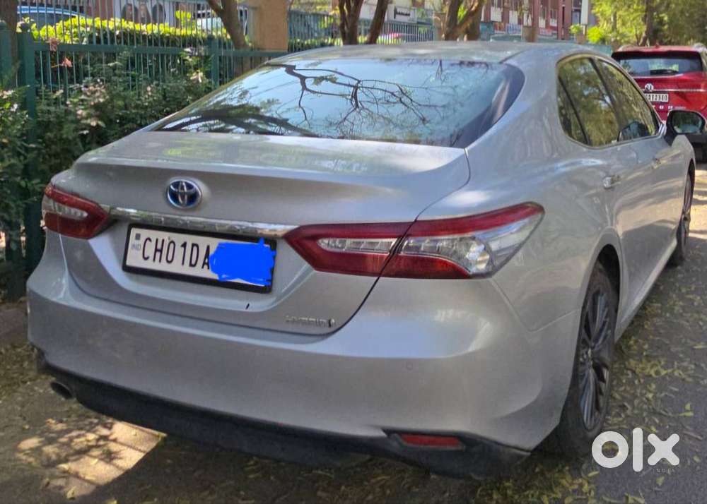 Toyota Camry Hybrid