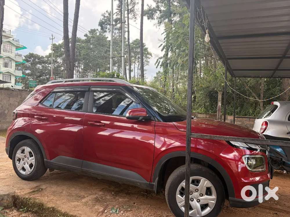 Hyundai Venue 1.2 Sx Petrol 2022 Model
