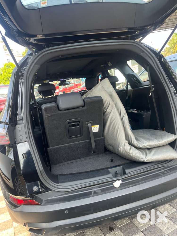 Tata Safari Dark Edition 2022