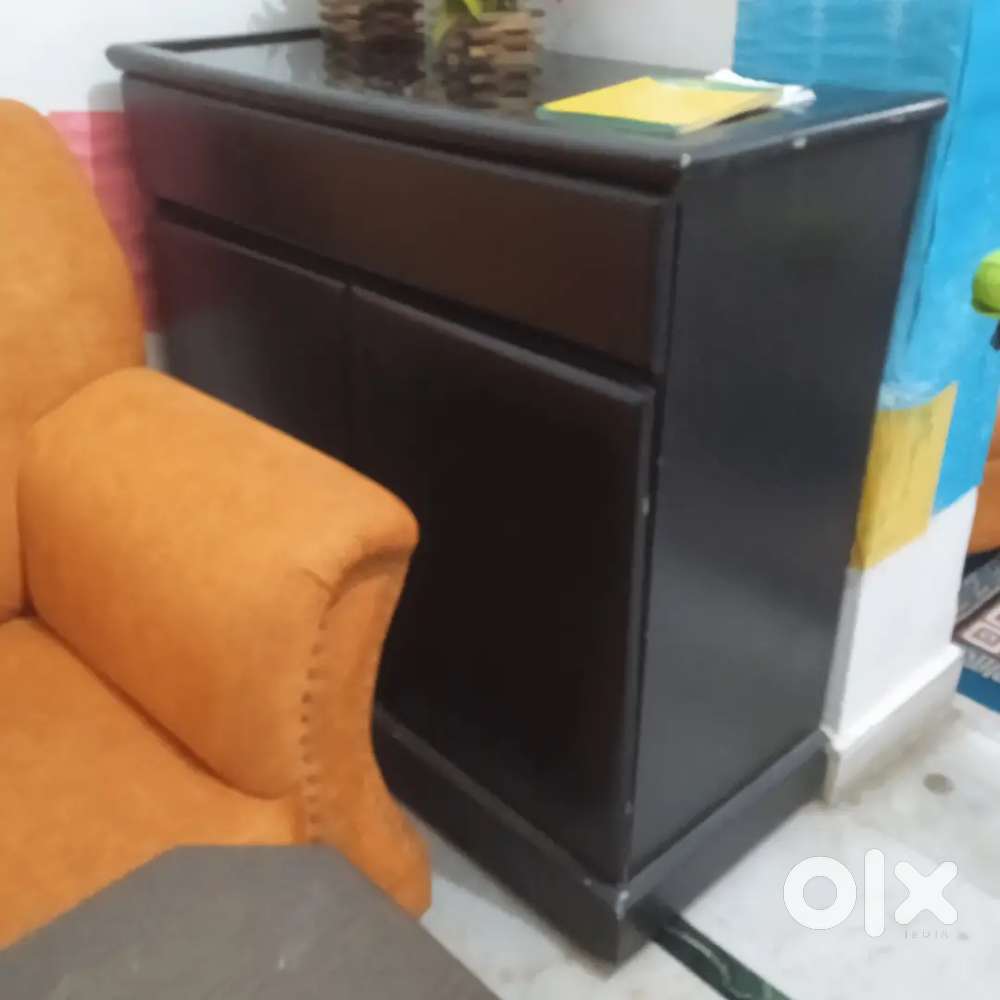 Wardrobe with compartments
