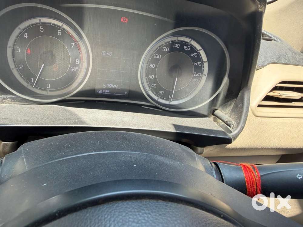 Maruti Suzuki Dzire 1.2 Vxi, 2022, Petrol