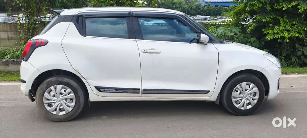 Maruti Suzuki Swift Vxi Abs Bsiv, 2019, Petrol