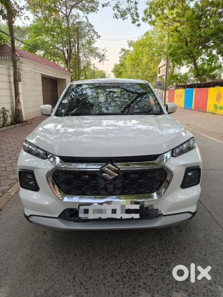 Maruti Suzuki Grand Vitara 1.5 Delta Smart Hybrid At, 2023, Petrol