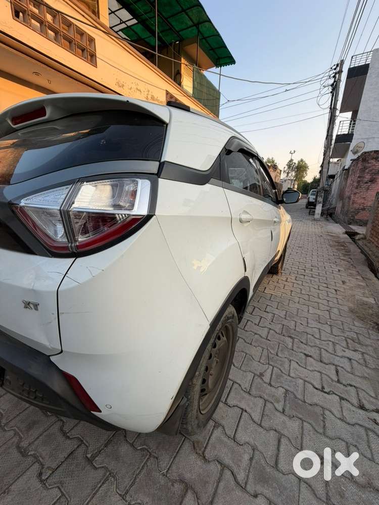 Tata Nexon Hybrid 2018