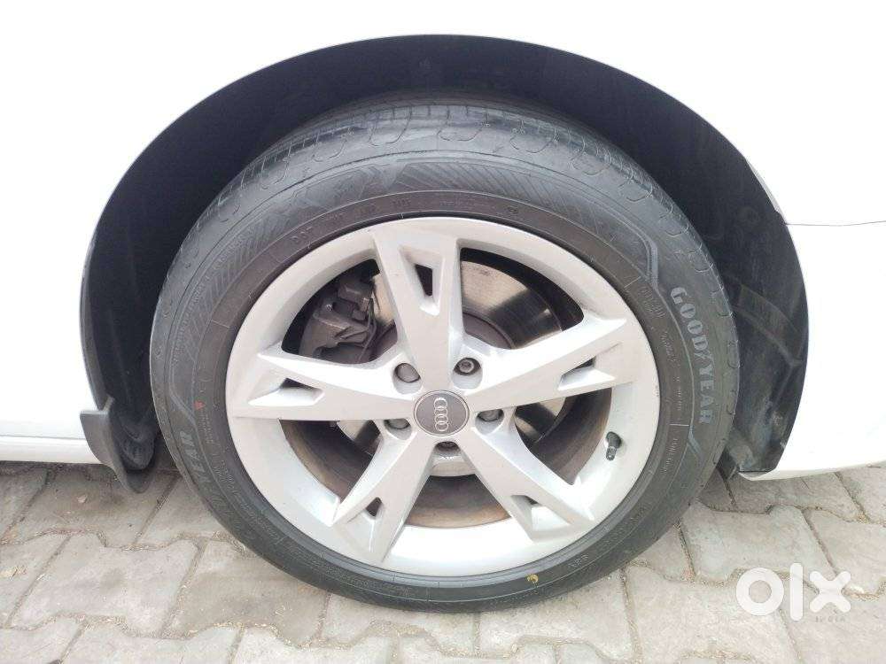 Audi A4 30 Tfsi Premium+ Sunroof, 2017, Petrol