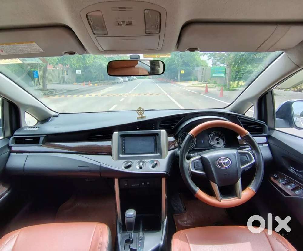 Toyota Innova Crysta 2.8 Gx At 7 Str, 2017, Diesel