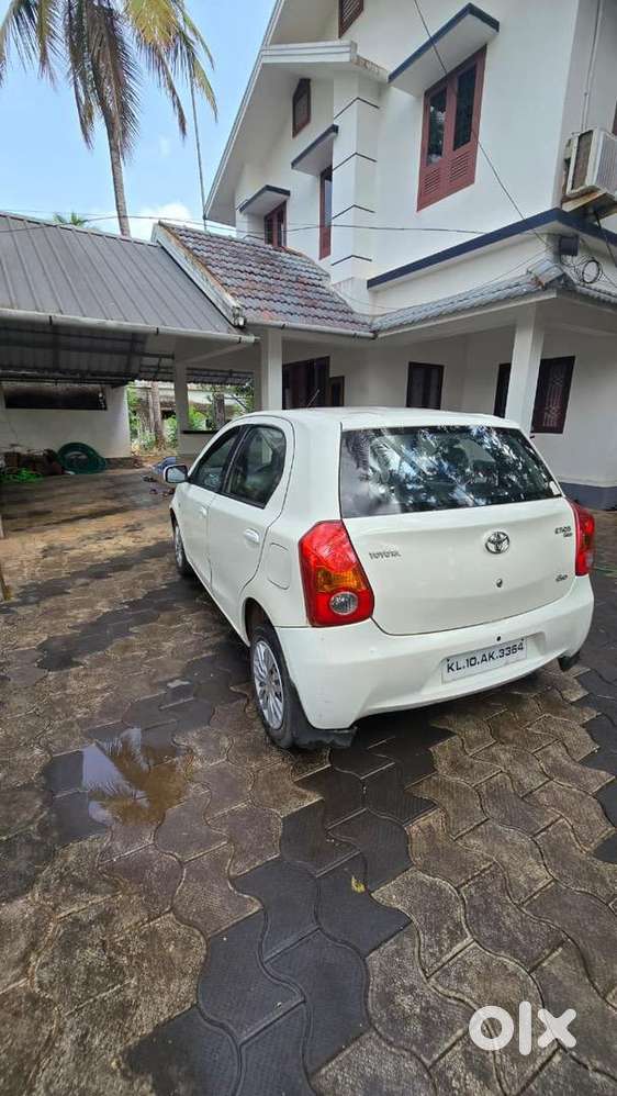 Toyota Etios Liva 2012 Diesel Well Maintained