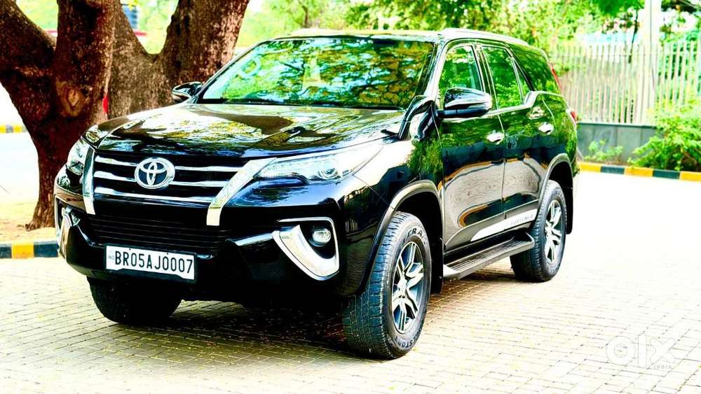 Toyota Fortuner [2021-ongoing] 2.8 2wd Diesel Mt, 2020, Diesel
