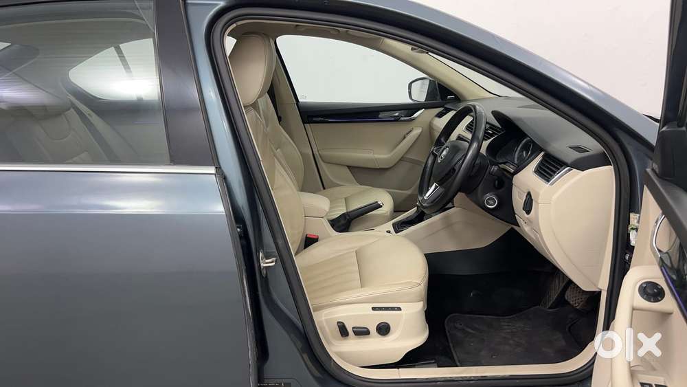 Skoda Octavia 2.0 L K Tsi At, 2018, Petrol
