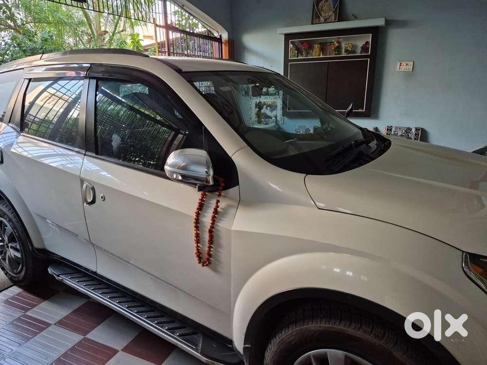 Mahindra Xuv500 W8 2015