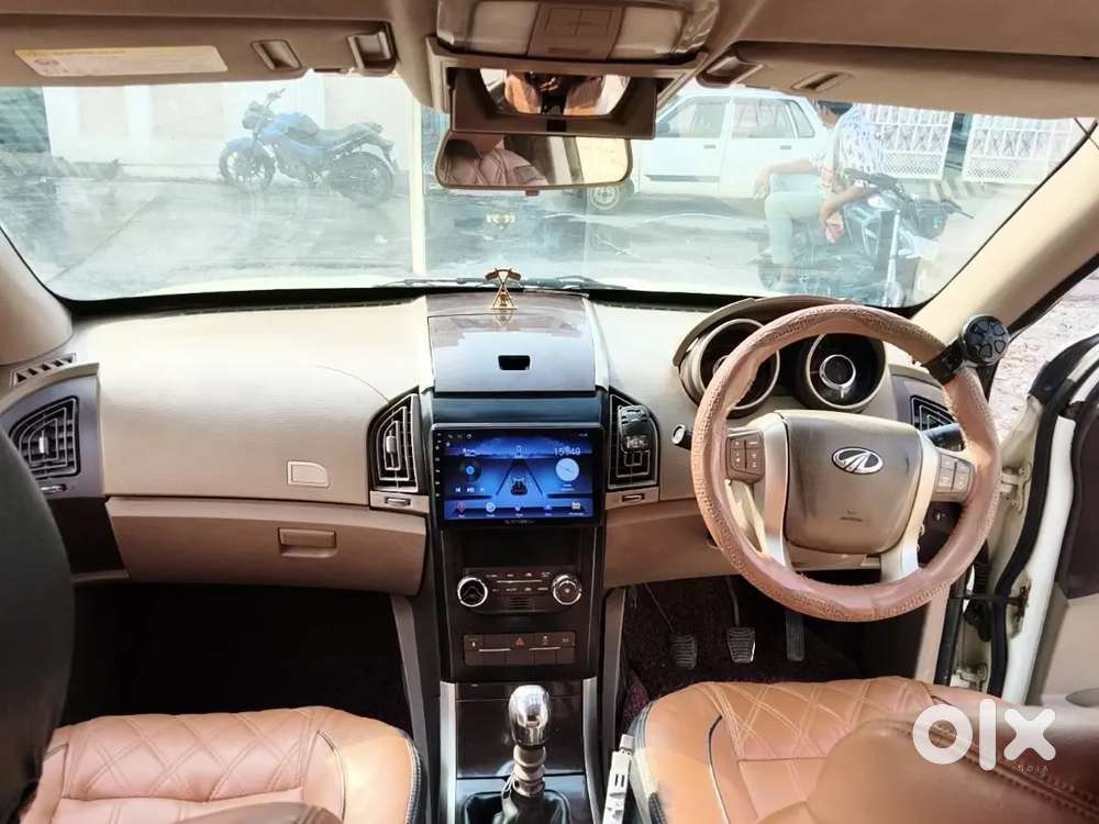 Mahindra Xuv500 2015