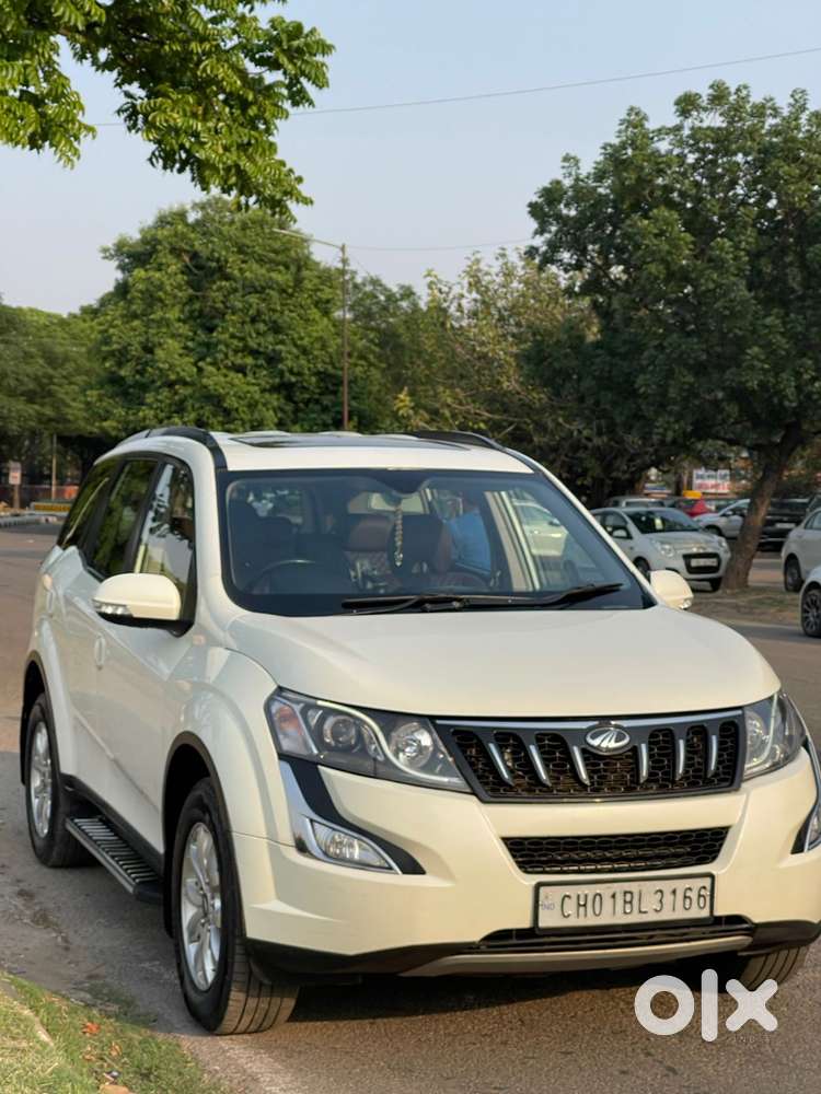 Mahindra Xuv500 2.2 W10, 2017, Petrol