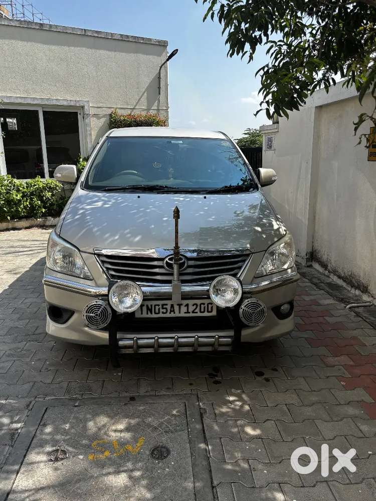 Toyota Innova 2013