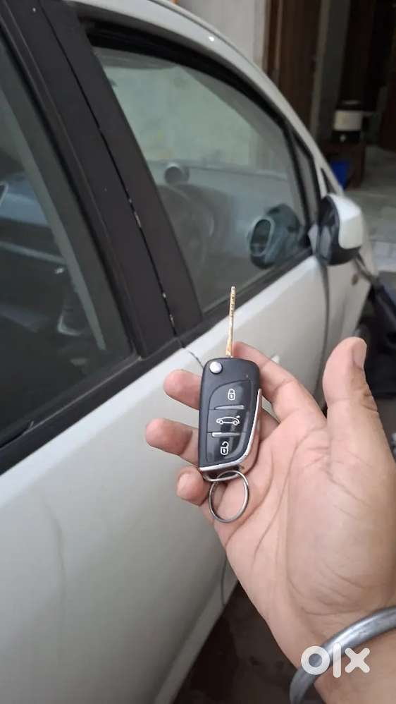 Urgent Maruti Ritz Zxi Petrol/cng  2nd Owner 2011