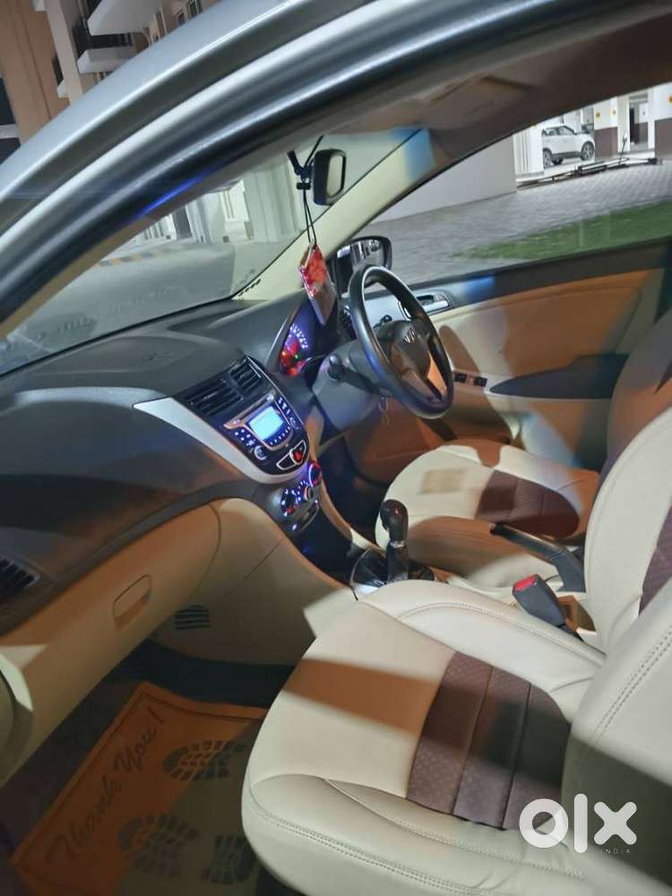 Hyundai Verna Fluidic 1.6 Vtvt Sx, 2013, Petrol