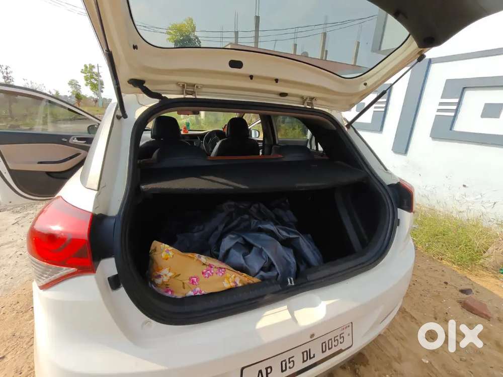 Hyundai I20 2016 Diesel 120000 Km Driven