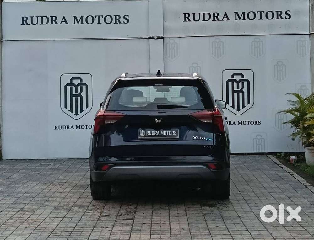 Mahindra Xuv700 2.2 Ax 7 Diesel Mt Luxury Pack Str, 2025, Diesel